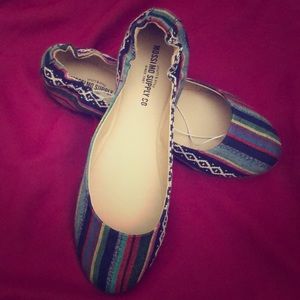 Mossimo supply co. Boho style flats